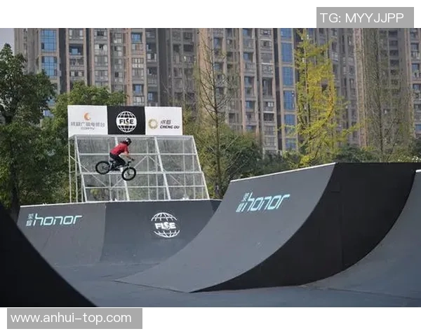 成都极限运动队荣登全国耐力排行榜第四名展现非凡实力与拼搏精神 成都极限运动队荣登全国耐力排行榜第四名展现非凡实力与拼搏精神