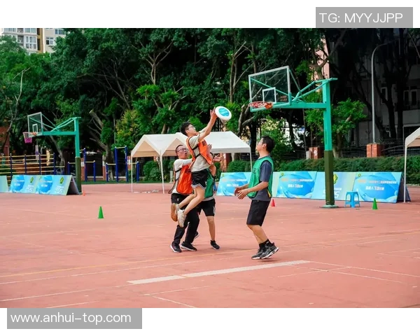 深圳飞盘队如何通过阵地战革新提升竞技水平与团队协作能力