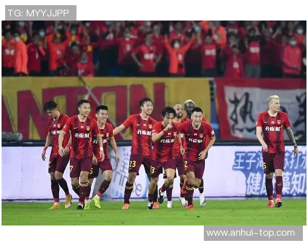 广州恒大与水原比赛结果揭晓双方激战成平局引发热议