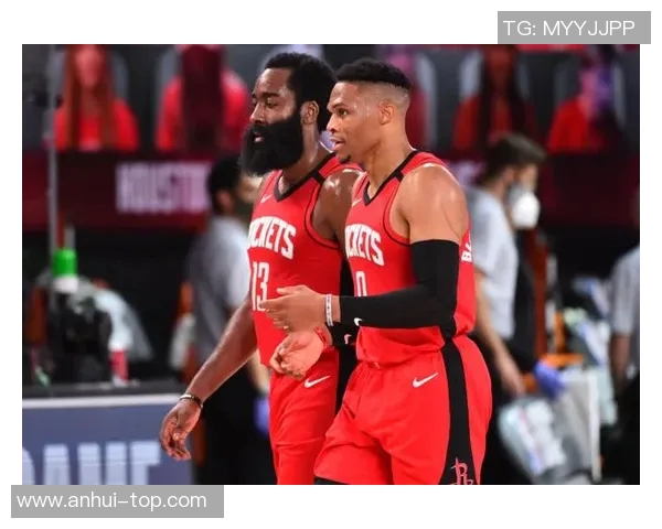 火箭与雷霆激战即将开启9月3日精彩直播不容错过 火箭与雷霆激战即将开启9月3日精彩直播不容错过