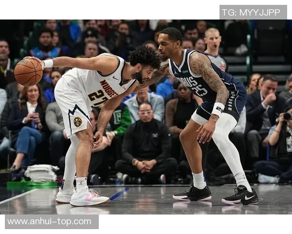 猛龙与独行侠激战正酣NBA赛场精彩瞬间回顾与分析