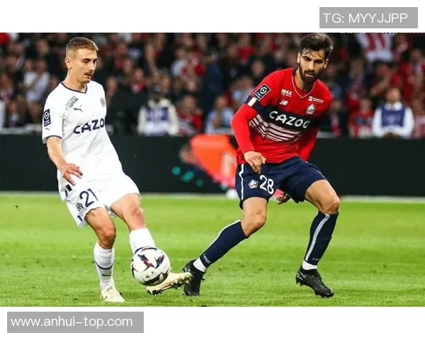 爱媛FC迎战清水心跳期待精彩对决双方球员全力以赴争取胜利