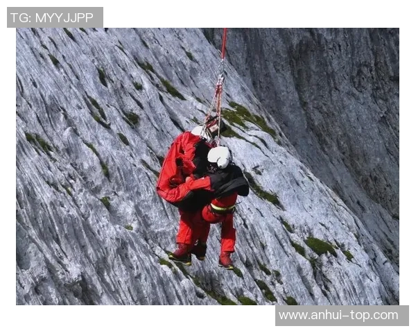 重庆攀岩队的意识与团队协作探讨攀岩运动的未来发展方向