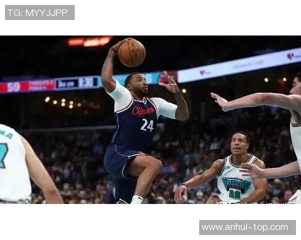 2013年NBA季后赛经典对决灰熊与快船的激烈较量与精彩瞬间回顾