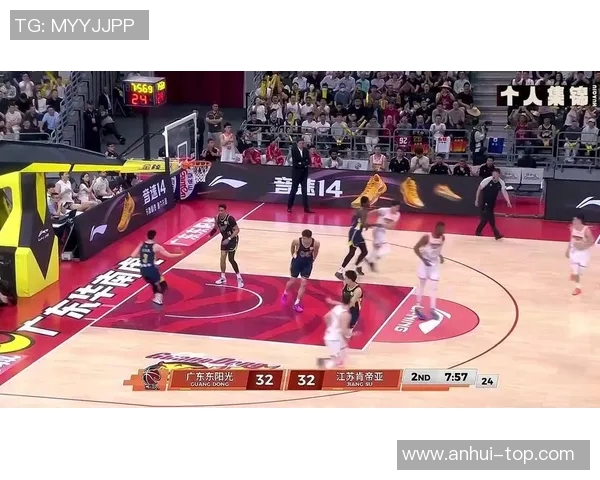 2021年CBA赛季广州队与江苏队精彩对决回顾与分析 2021年CBA赛季广州队与江苏队精彩对决回顾与分析