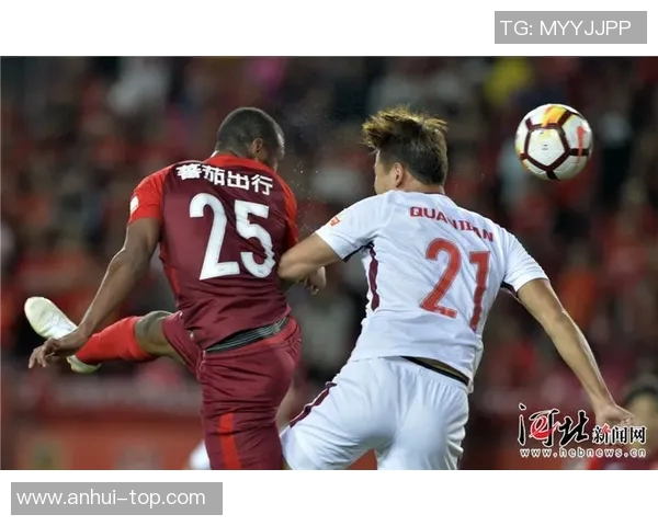 上港主场迎战河北华夏幸福力争全取三分争夺联赛冠军荣耀 上港主场迎战河北华夏幸福力争全取三分争夺联赛冠军荣耀