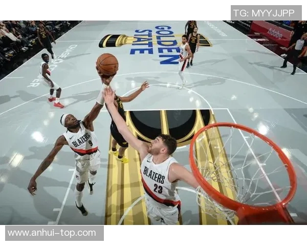 勇士与开拓者激战四月决战季后赛精彩回顾与分析